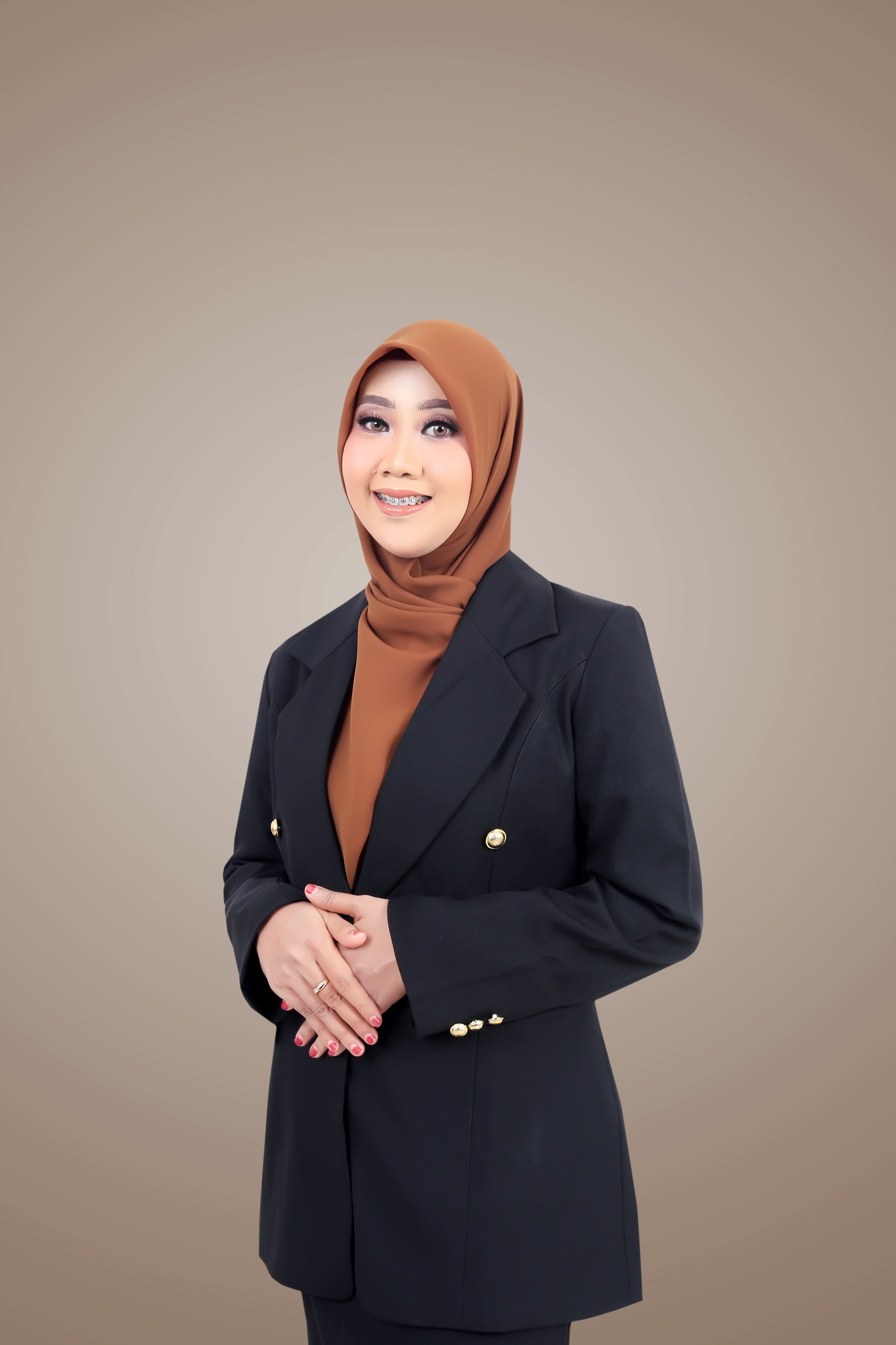LILIS WAHYUNI, S.Sos.,M.Si