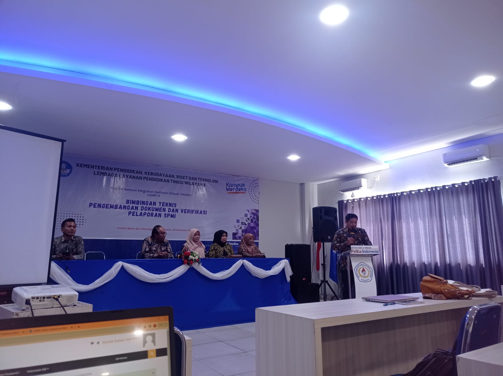 Galeri BIMTEK Pengembangan Dokumen dan Pelaporan Dokumen Akreditasi oleh LLDIKTI Wilayah X