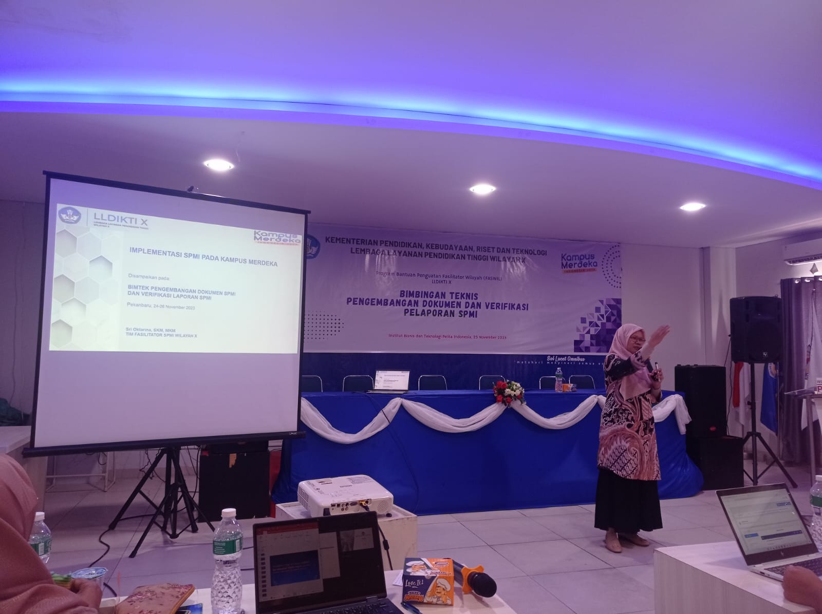 Galeri BIMTEK Pengembangan Dokumen dan Pelaporan Dokumen Akreditasi oleh LLDIKTI Wilayah X